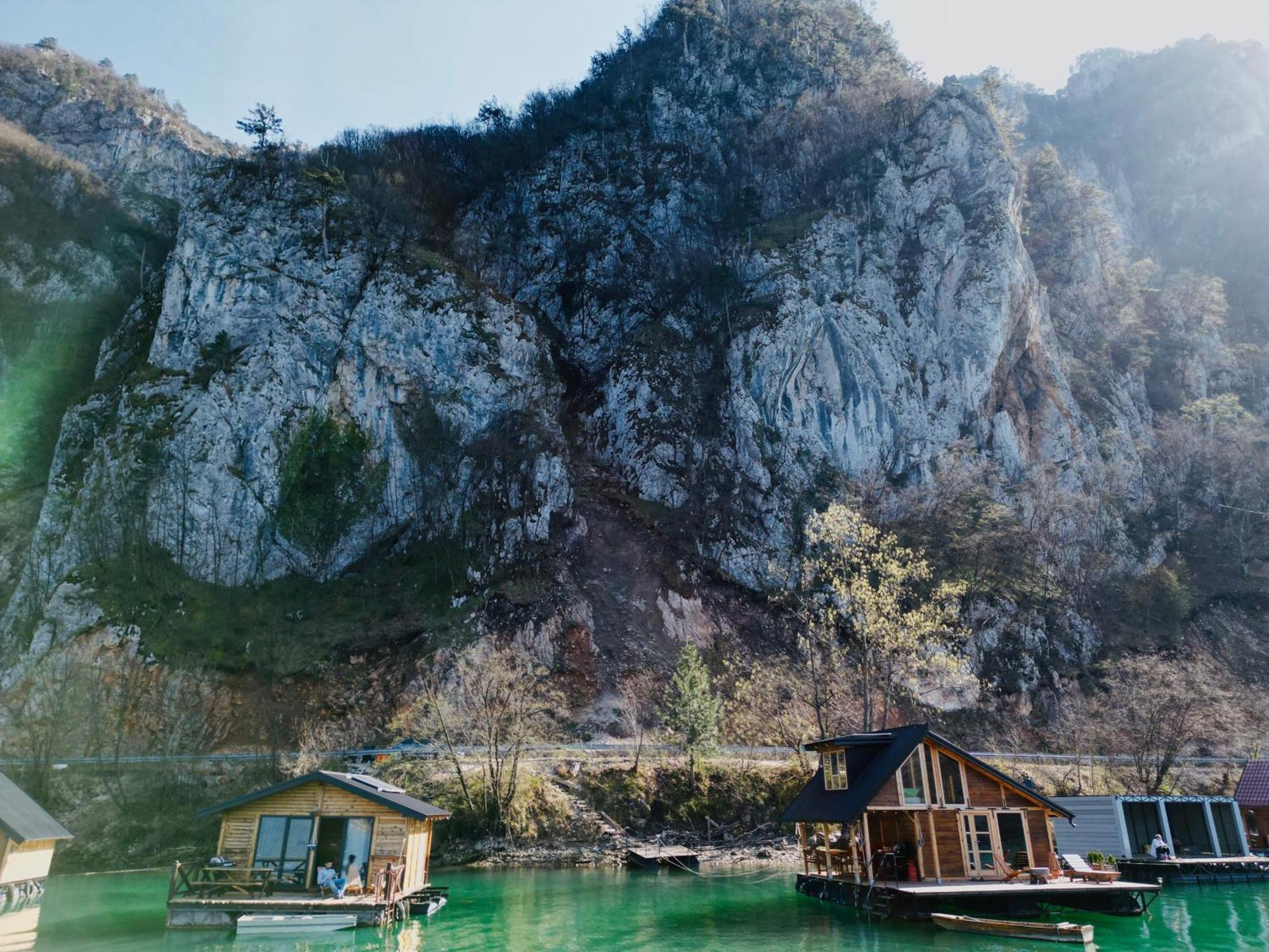 Lake House Perucac Villa Rastiste Exterior photo